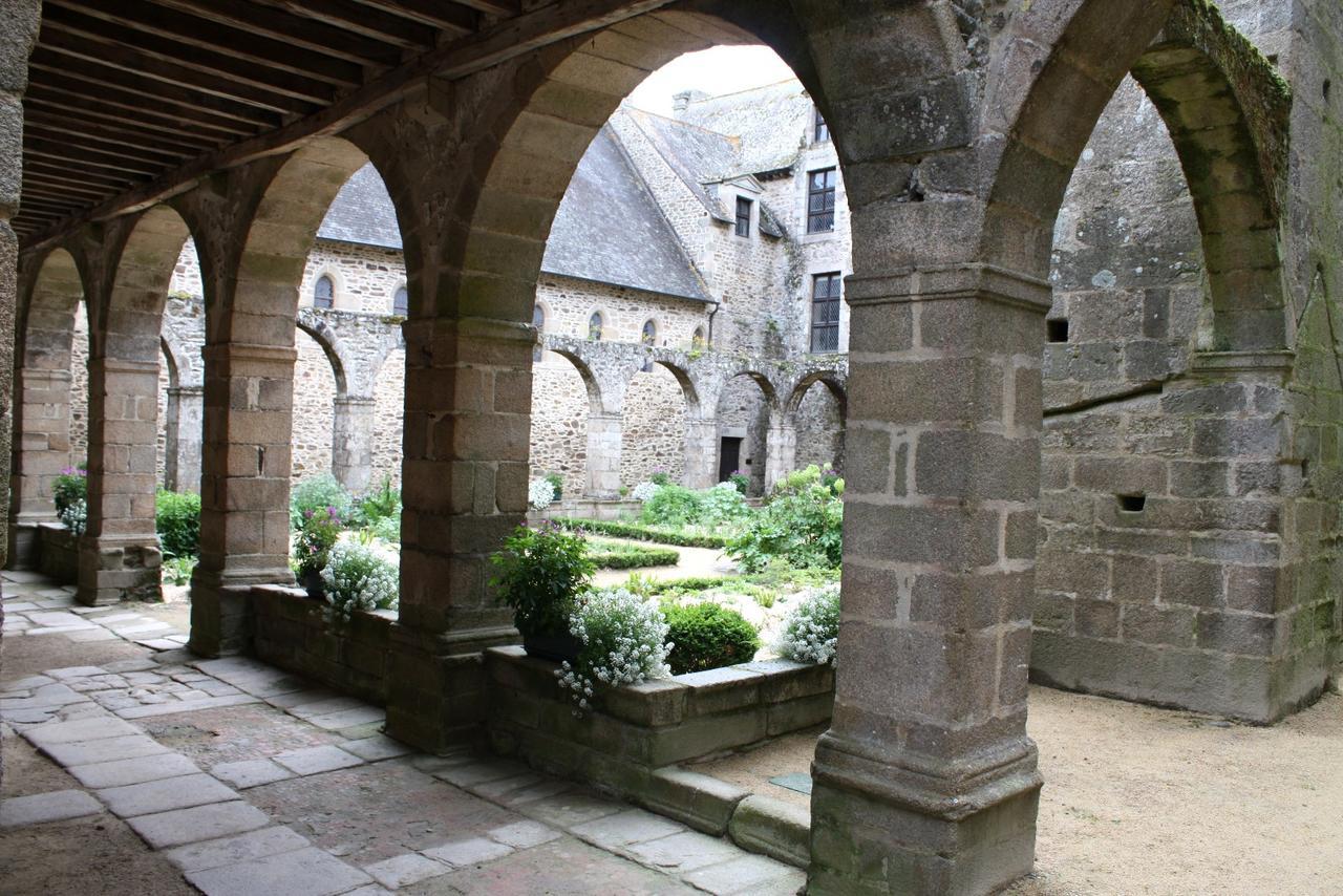 La Tocade Del Arte - Dinan Bed & Breakfast Lanvallay ภายนอก รูปภาพ